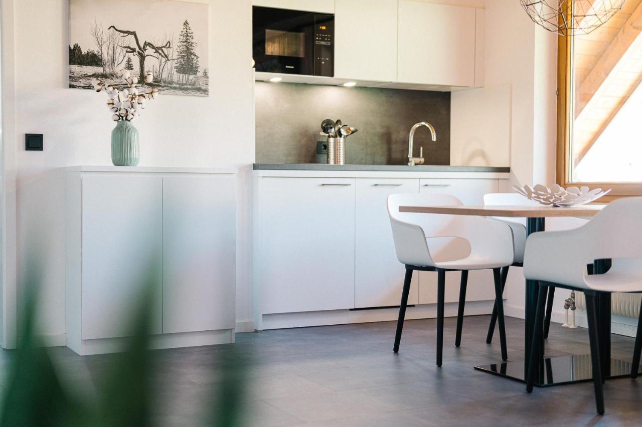 Moderne 2 Zi.-Fewo Blackforest Art Naehe Freiburg Simonswald Extérieur photo