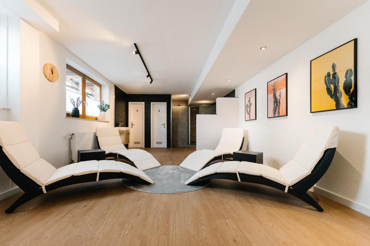 Moderne 2 Zi.-Fewo Blackforest Art Naehe Freiburg Simonswald Extérieur photo